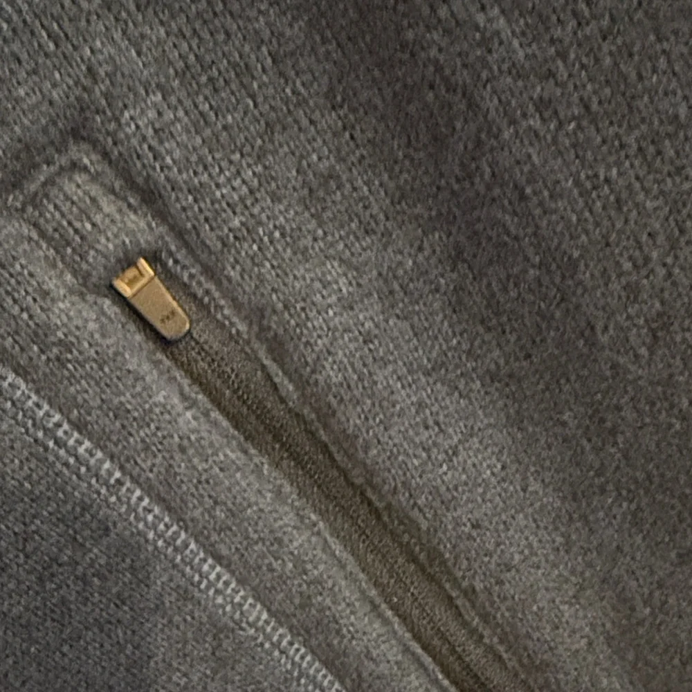 Men’s  mEDIUM The North Face Navy Fleece 1/2 zip Jacket with hood